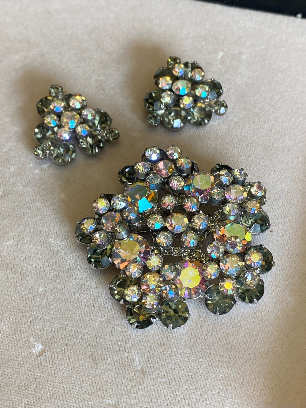 Vintage Juliana Rhinestone Brooch & Clip-on Earrings Set 1960’s